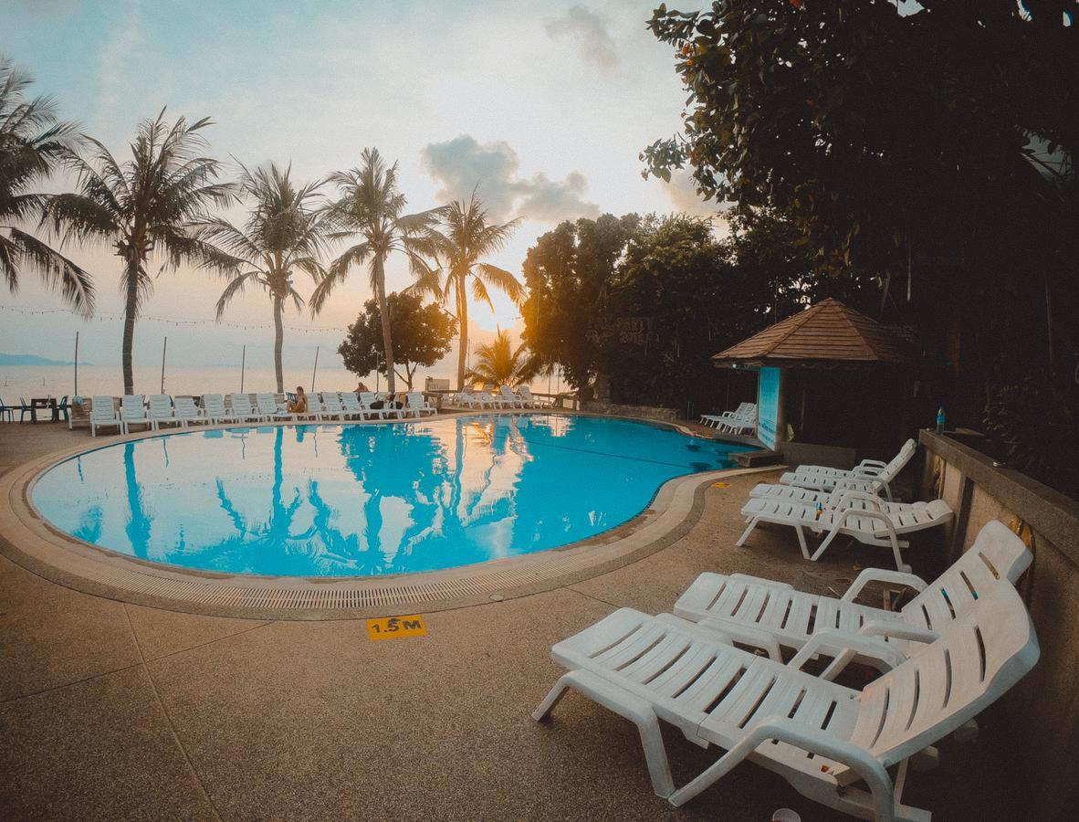 Coral Bungalows Haad Rin Exterior photo